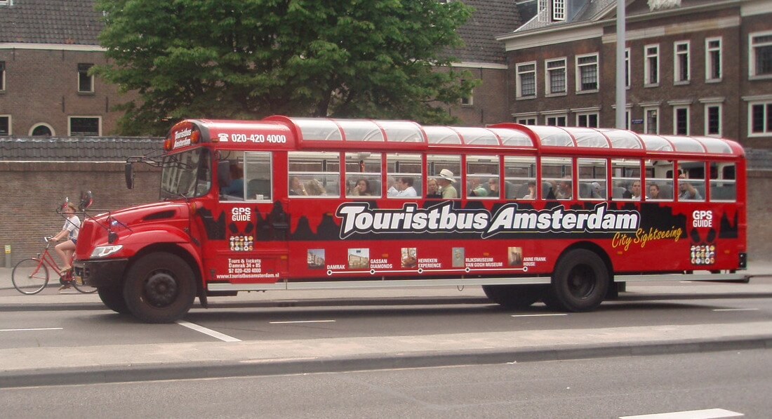tourist bus amsterdam